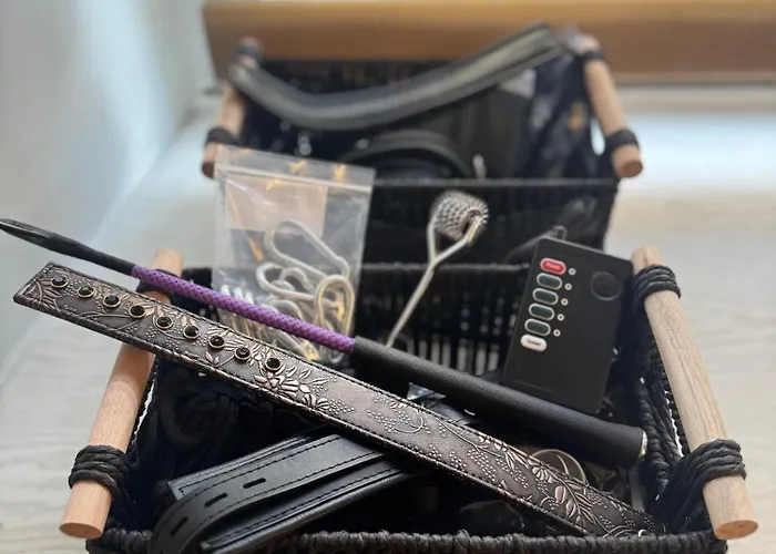 Love hotel Bdsm Tallinn, Private Luxury Romance Old Town Adults Only *