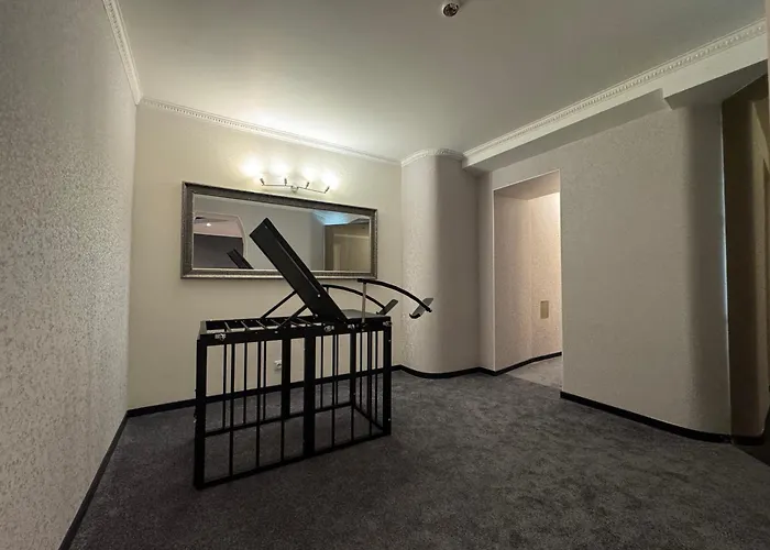 Bdsm Tallinn, Private Luxury Romance Old Town Adults Only 塔林